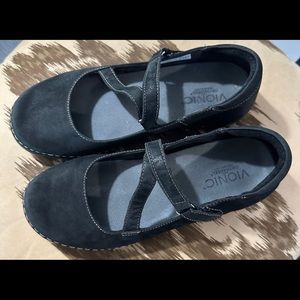 Vionic shoes